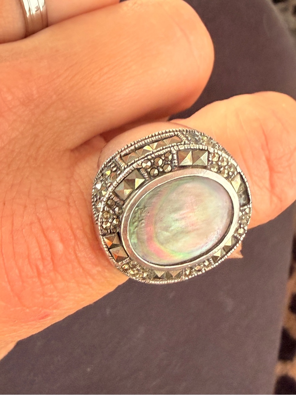 Vintage Art Deco Mother of Pearl Marcasite - Size 9
